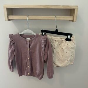 H&M Cream Organic Cotton Shorts